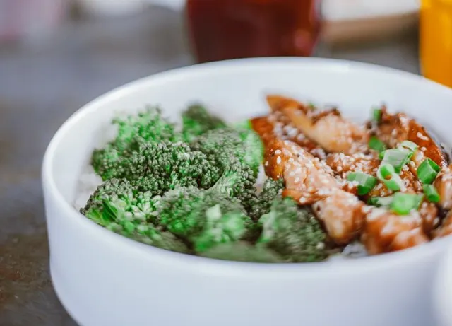 Honey-Garlic Chicken with Broccoli and Jasmine Rice